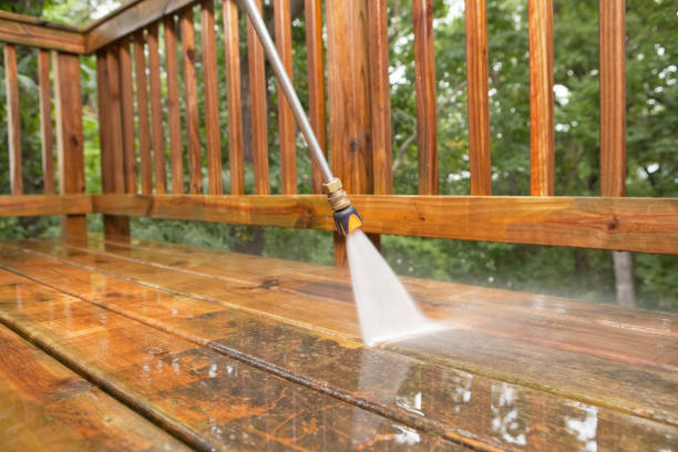 Best Pool Deck Cleaning  in Ladera, CA